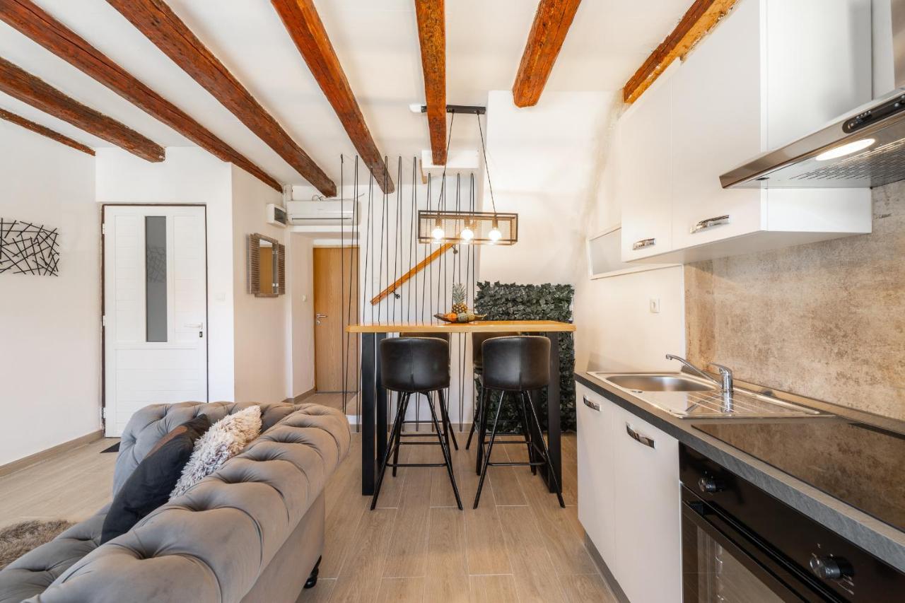 Apartment Toma Вела-Лука Экстерьер фото
